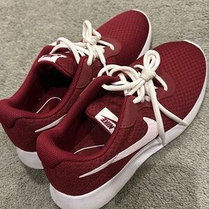 Burgundy Nike Shoes